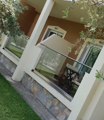 Zafira Aparthotel 2*