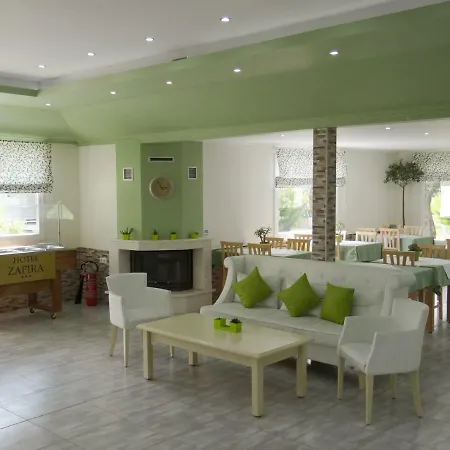 Aparthotel Zafira 2*