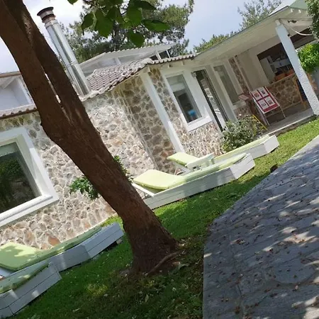 Zafira 2* Szkála Rahoníu