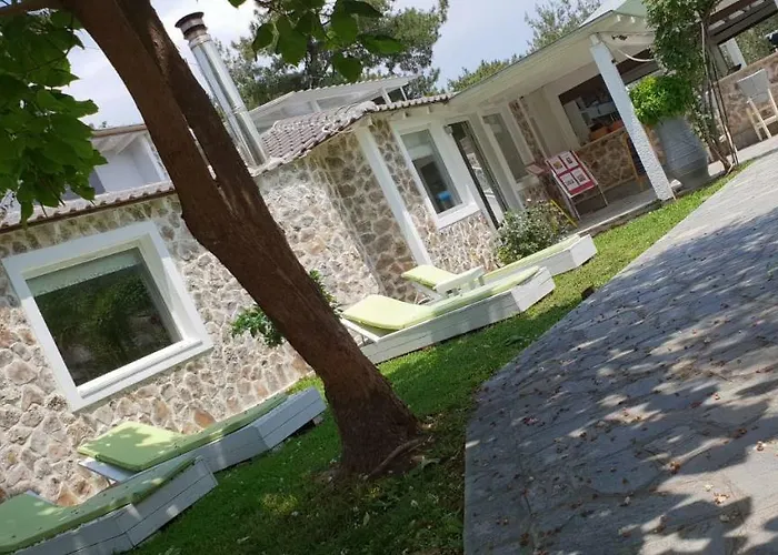 Zafira 2* Skala Rachoni (Thasos)